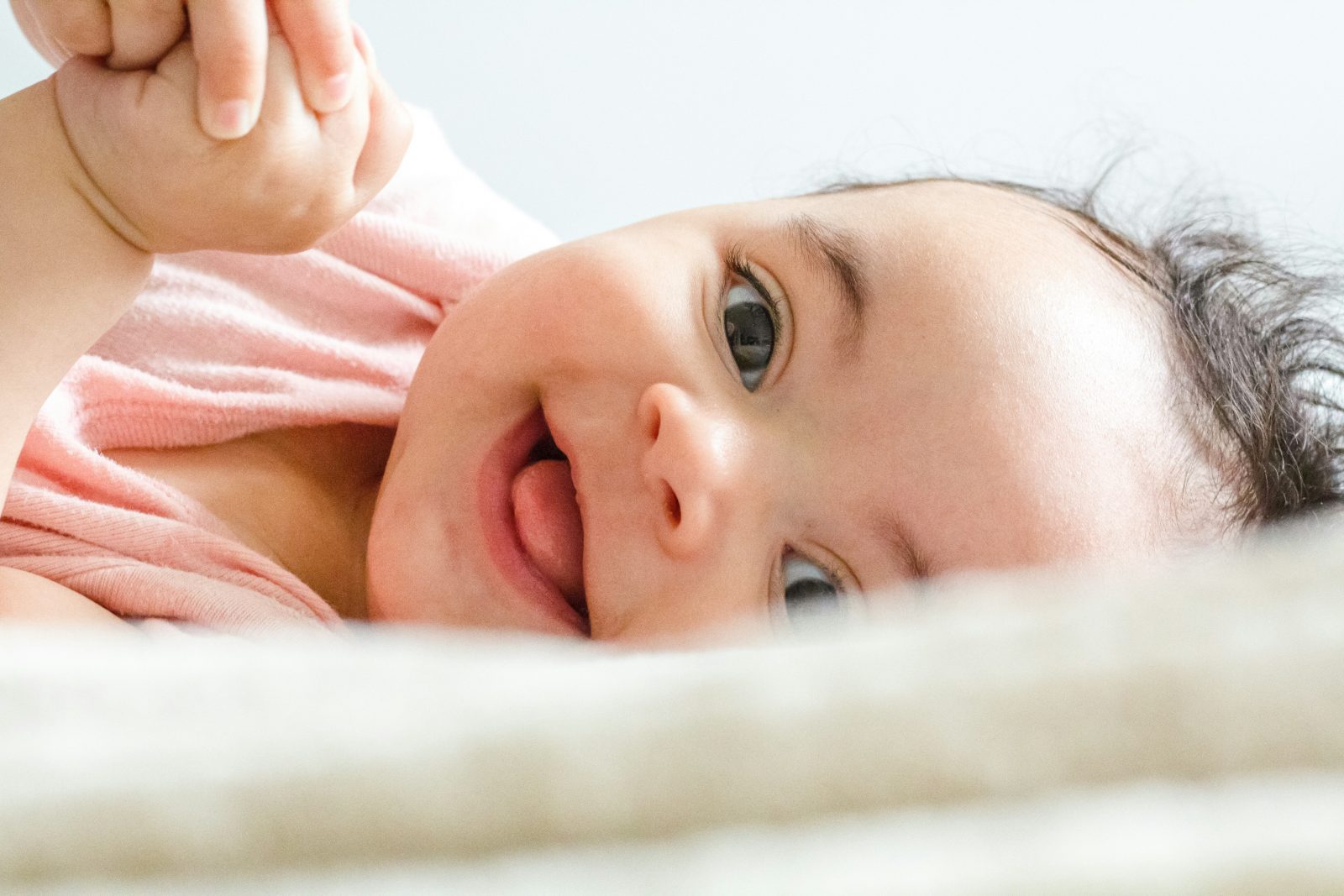 Løs med om hvordan zoneterapi til babyer kan gavne hele familien.